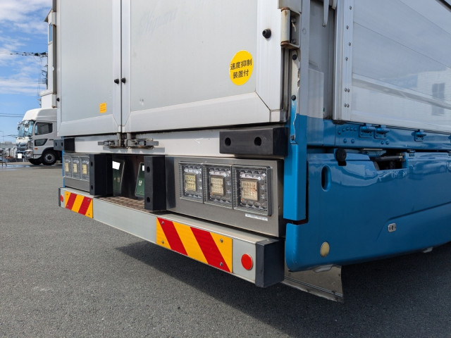 三菱ふそう スーパーグレート 大型 アルミウィング 2PG-FS74HZ(95604) 7枚目