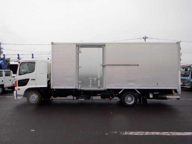 日野 レンジャー 中型 アルミウィング TKG-FD9JLAA(95605) 7枚目