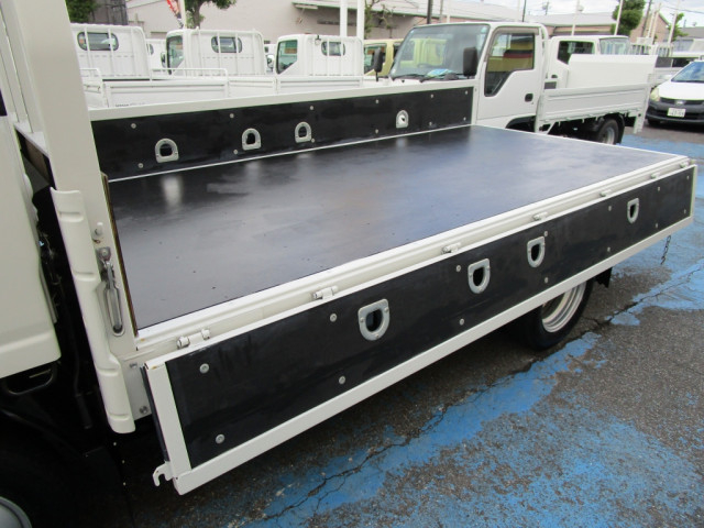 いすゞ エルフ 小型 平ボディ TRG-NMR85R(95606) 22枚目