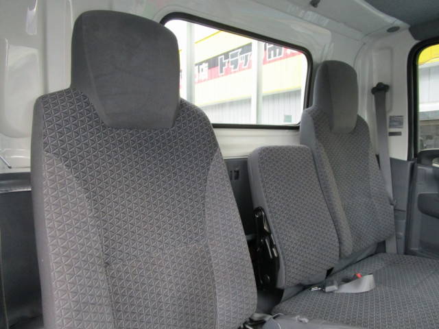 いすゞ エルフ 小型 平ボディ TRG-NMR85R(95606) 28枚目