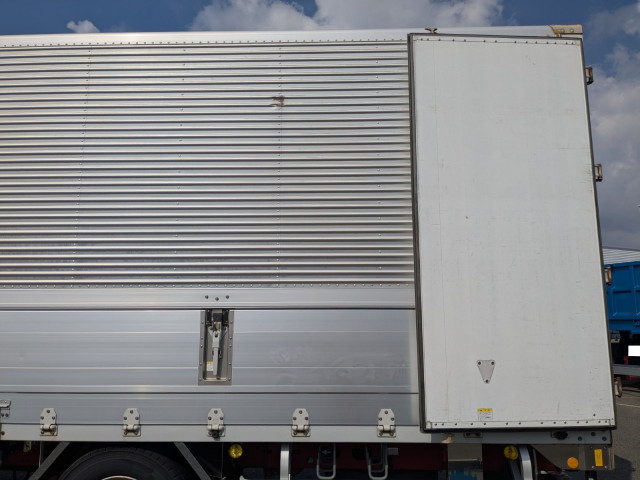いすゞ フォワード 増トン アルミウィング LPG-FTR90T2(95617) 23枚目