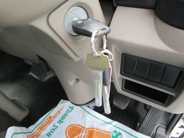 日産自動車 アトラス 小型 平ボディ CBF-SQ2F24(95619) 23枚目