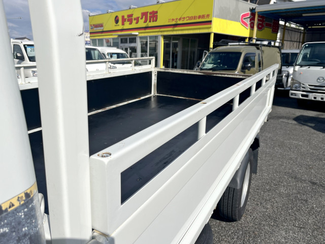 三菱ふそう キャンター 小型 平ボディ TPG-FBA20(95623) 6枚目