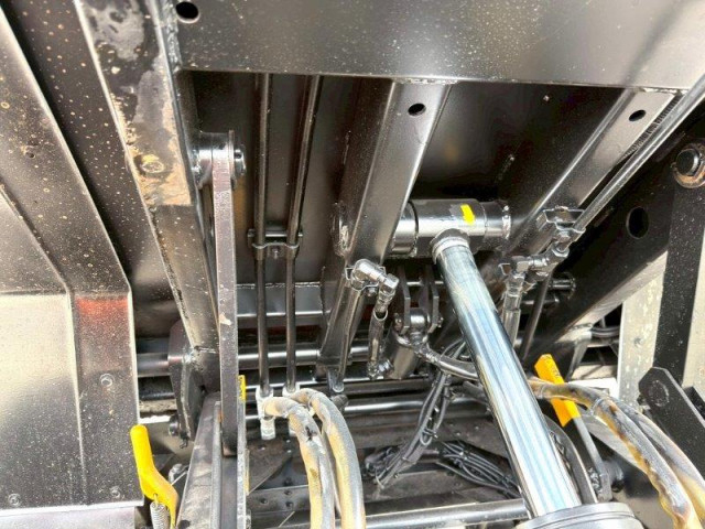 いすゞ エルフ 小型 塵芥車（プレス式） TPG-NKR85AN(95625) 24枚目