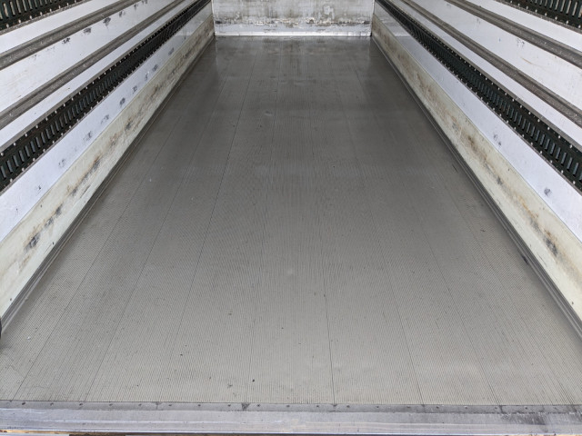 いすゞ フォワード 中型 冷凍冷蔵バン TKG-FRR90S2(95626) 16枚目