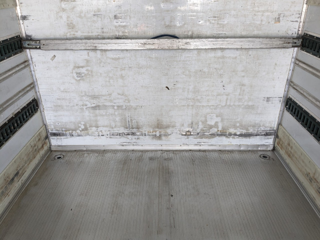 いすゞ フォワード 中型 冷凍冷蔵バン TKG-FRR90S2(95626) 18枚目