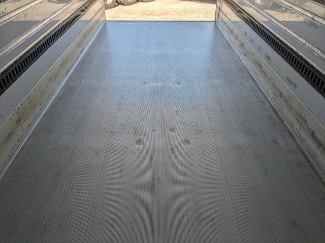 いすゞ フォワード 中型 冷凍冷蔵バン TKG-FRR90S2(95626) 22枚目