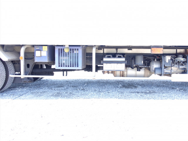 日野 レンジャー 中型 冷凍冷蔵バン TKG-FC7JKAG(95627) 16枚目