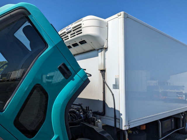 いすゞ フォワード 中型 冷凍冷蔵バン TKG-FRR90S2(95626) 44枚目