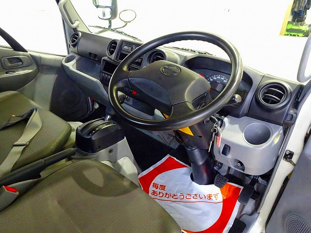 日野 デュトロ 小型 平ボディ TPG-XZU605M(95628) 5枚目
