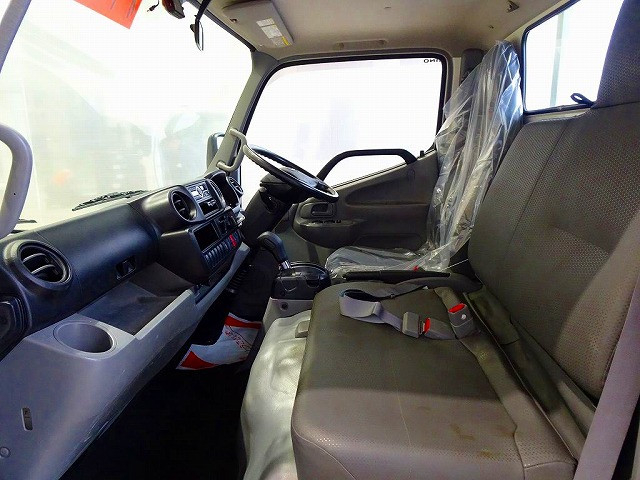 日野 デュトロ 小型 平ボディ TPG-XZU605M(95628) 8枚目
