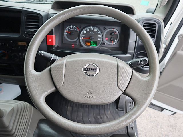 日産自動車 アトラス 小型 平ボディ CBF-SQ2F24(95631) 4枚目