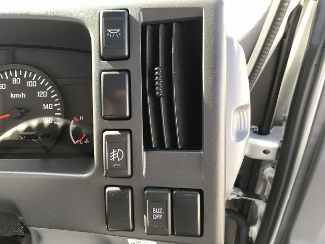 いすゞ エルフ 小型 車載専用車 TRG-NPR85AN(95630) 34枚目