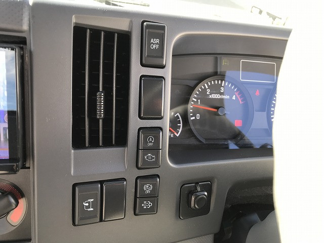 いすゞ エルフ 小型 車載専用車 TRG-NPR85AN(95630) 35枚目