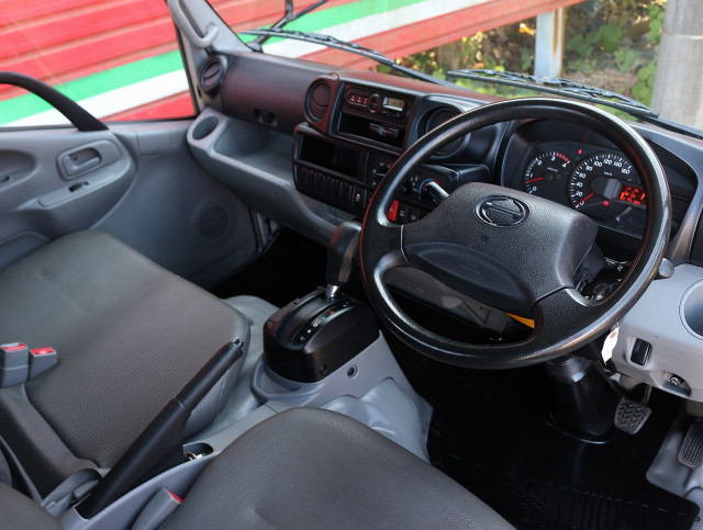 日野 デュトロ 小型 平ボディ TPG-XZU605M(95633) 3枚目