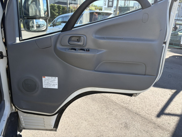 日野 デュトロ 小型 平ボディ TPG-XZU605M(95634) 27枚目