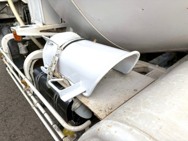 日野 レンジャー 増トン ミキサー車 LKG-FJ7JDAA(95643) 19枚目