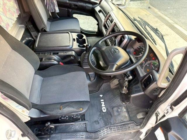 日野 レンジャー 増トン ミキサー車 LKG-FJ7JDAA(95643) 29枚目