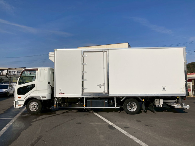 三菱ふそう ファイター 中型 冷凍冷蔵バン TKG-FK64F(95647) 6枚目