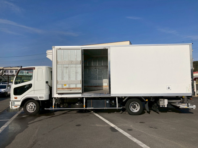 三菱ふそう ファイター 中型 冷凍冷蔵バン TKG-FK64F(95647) 7枚目