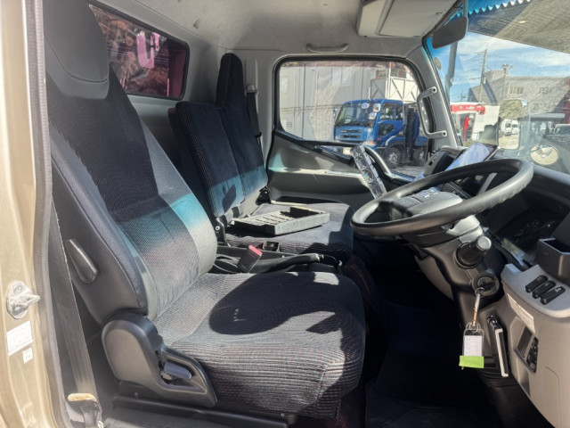 三菱ふそう キャンター 小型 車載専用車 TPG-FEB80(95646) 32枚目