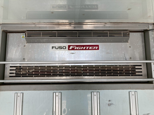 三菱ふそう ファイター 中型 冷凍冷蔵バン TKG-FK64F(95647) 17枚目