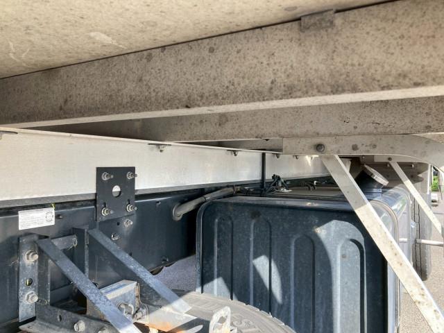 三菱ふそう ファイター 中型 冷凍冷蔵バン TKG-FK64F(95647) 23枚目