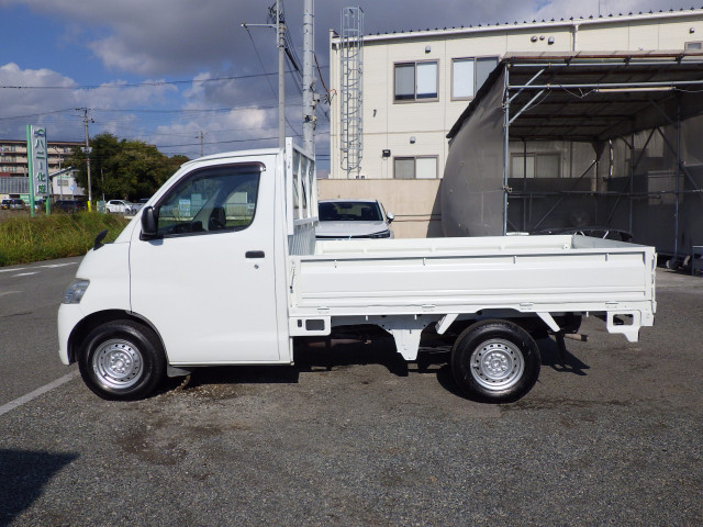 トヨタ ライトエース 小型 平ボディ DBF-S402U(95648) 3枚目