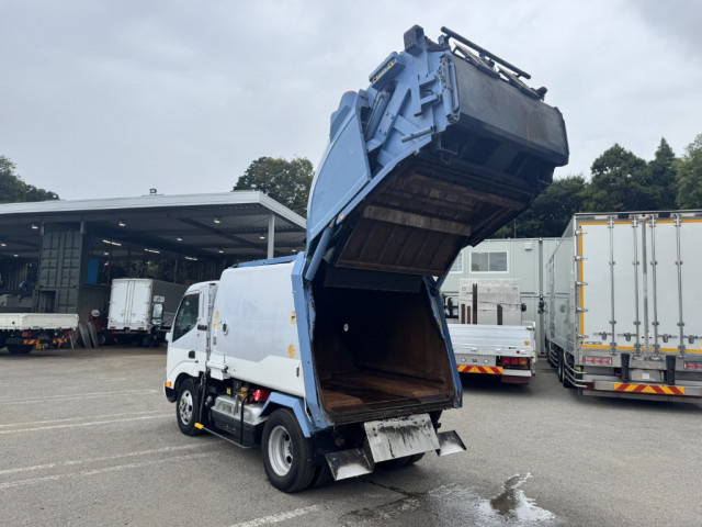 日野 デュトロ 小型 塵芥車（プレス式） TSG-XKU600X(95653) 15枚目