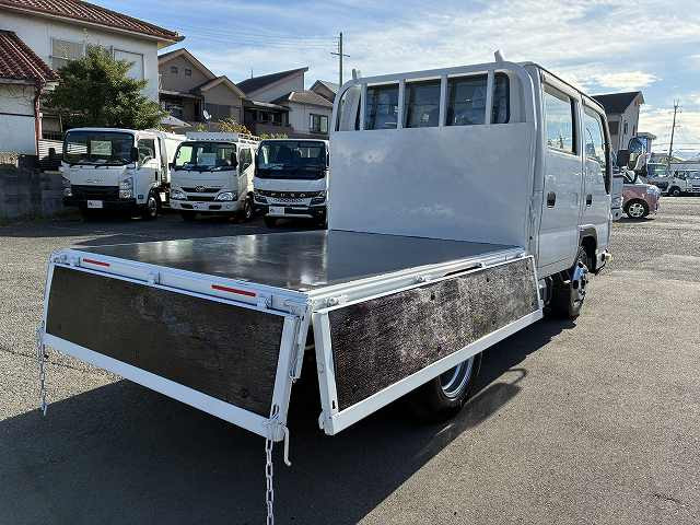 いすゞ エルフ 小型 Wキャブ TRG-NJR85A(95657) 13枚目