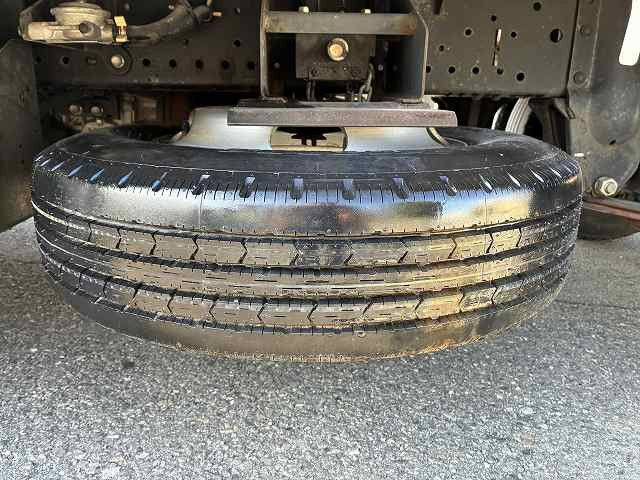 いすゞ エルフ 小型 Wキャブ TRG-NJR85A(95657) 27枚目