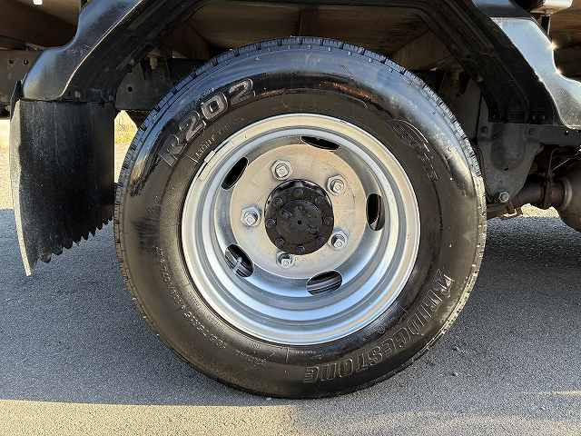 いすゞ エルフ 小型 Wキャブ TRG-NJR85A(95657) 29枚目