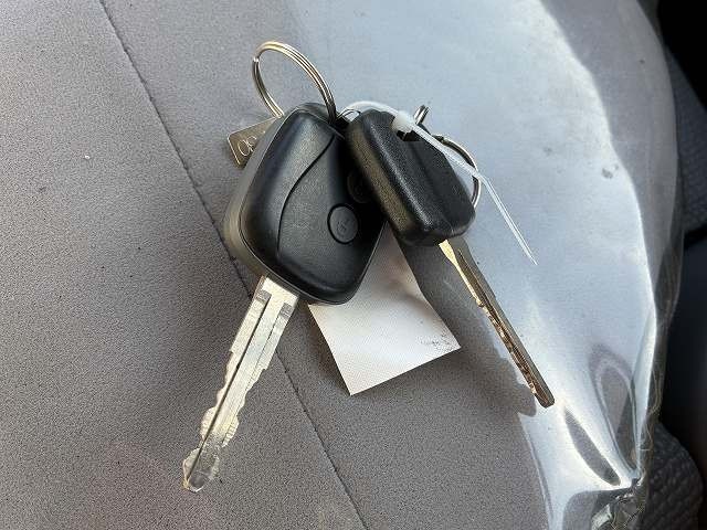 いすゞ エルフ 小型 Wキャブ TRG-NJR85A(95657) 48枚目