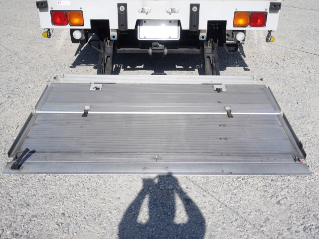 UDトラックス（日産） クオン 大型 アルミウィング QPG-CG5ZA(95660) 13枚目