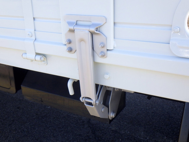 三菱ふそう キャンター 小型 平ボディ TPG-FED90(95664) 32枚目