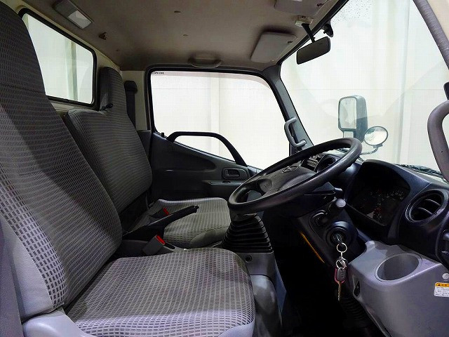 日野 デュトロ 小型 平ボディ TKG-XZC605M(95667) 6枚目