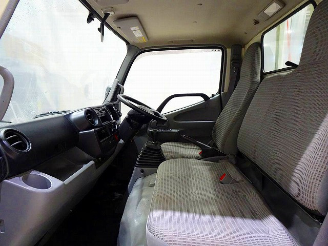 日野 デュトロ 小型 平ボディ TKG-XZC605M(95667) 8枚目
