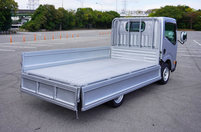 日産自動車 アトラス 小型 平ボディ CBF-SQ2F24(95670) 15枚目