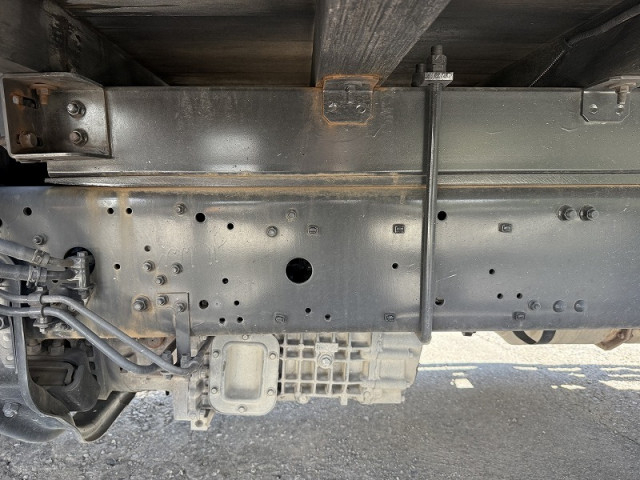 三菱ふそう ファイター 増トン 平ボディ QKG-FK62FZ(95676) 34枚目