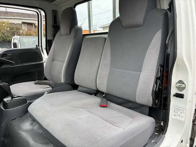 いすゞ エルフ 小型 平ボディ TPG-NJR85A(95675) 38枚目