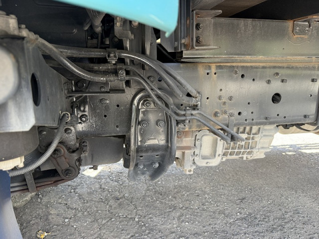 三菱ふそう ファイター 増トン 平ボディ QKG-FK62FZ(95676) 35枚目