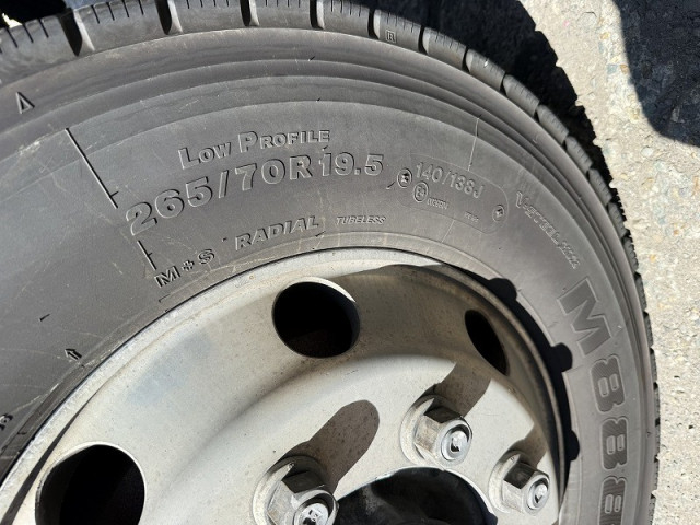 三菱ふそう ファイター 増トン 平ボディ QKG-FK62FZ(95676) 40枚目