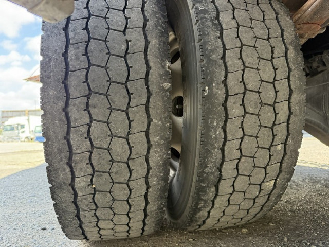 三菱ふそう ファイター 増トン 平ボディ QKG-FK62FZ(95676) 42枚目