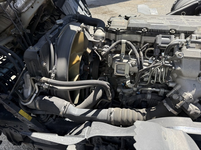 三菱ふそう ファイター 増トン 平ボディ QKG-FK62FZ(95676) 44枚目