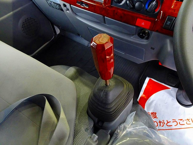 いすゞ エルフ 小型 Wキャブ TPG-NJR85A(95679) 14枚目