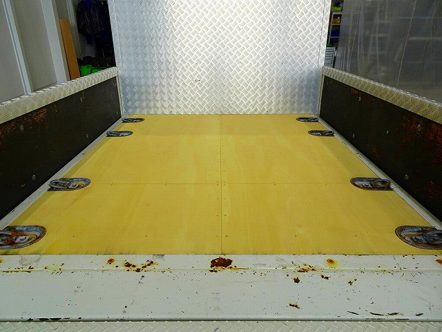 いすゞ エルフ 小型 Wキャブ TPG-NJR85A(95679) 23枚目