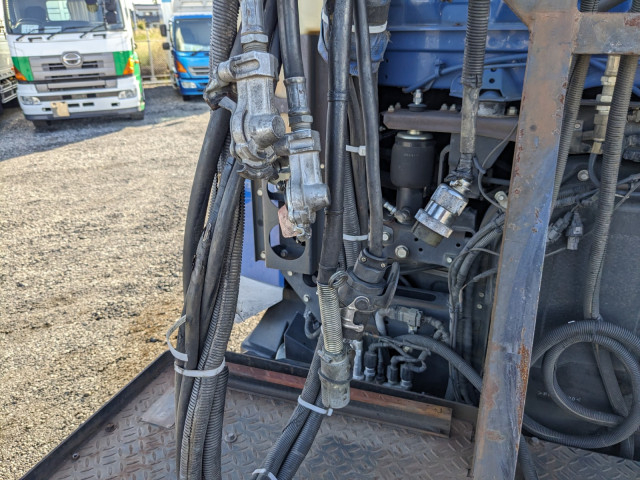 三菱ふそう スーパーグレート 大型 トラクタ（シングル） QKG-FV60VJR(95685) 13枚目