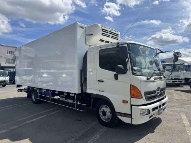 日野 レンジャー 中型 冷凍冷蔵バン TKG-FD7JLAA(95687) 2枚目