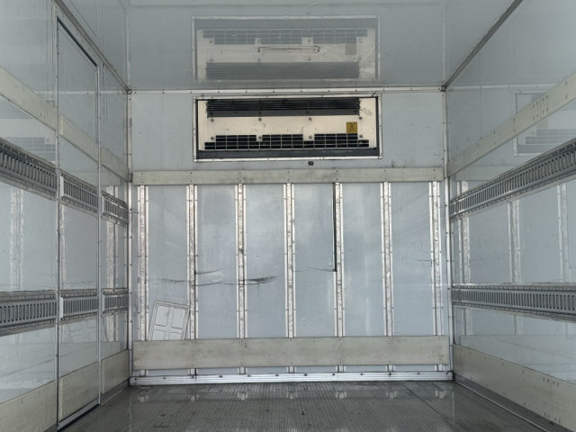 日野 レンジャー 中型 冷凍冷蔵バン TKG-FD7JLAA(95687) 17枚目