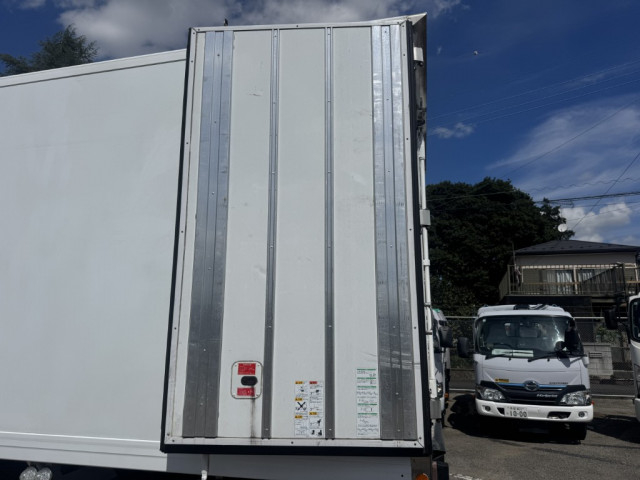 日野 レンジャー 中型 冷凍冷蔵バン TKG-FD7JLAA(95687) 19枚目